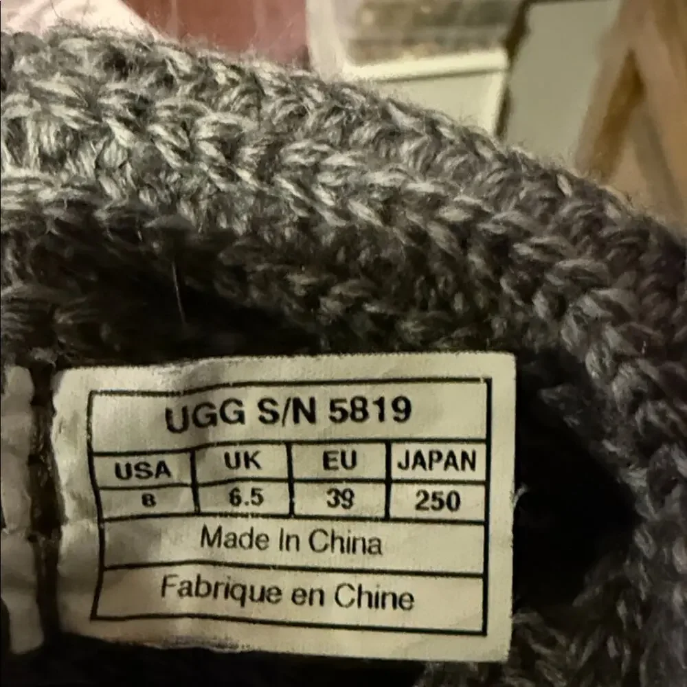 Ugg Gray Knit Button-Accent Tall Boots Womens Size 8